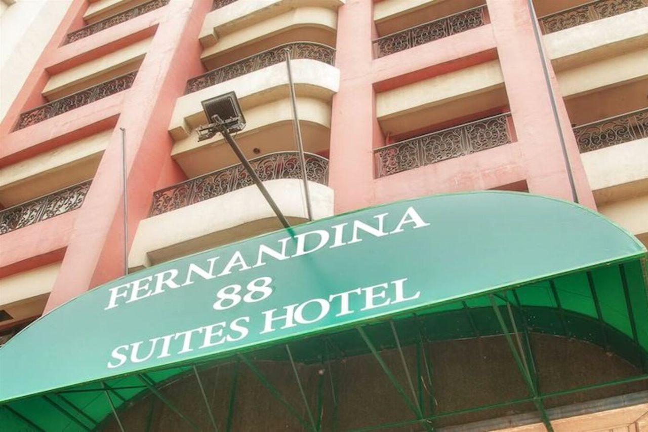 Fernandina 88 Suites Hotel Quezon City Buitenkant foto