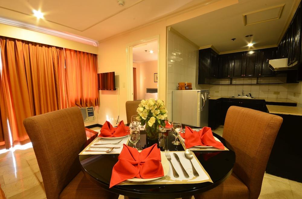 Fernandina 88 Suites Hotel Quezon City Buitenkant foto